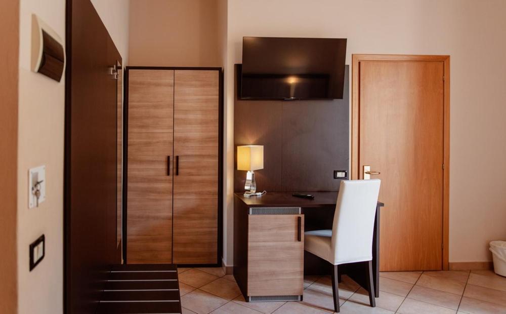 Hotel Rossi Manciano Ngoại thất bức ảnh