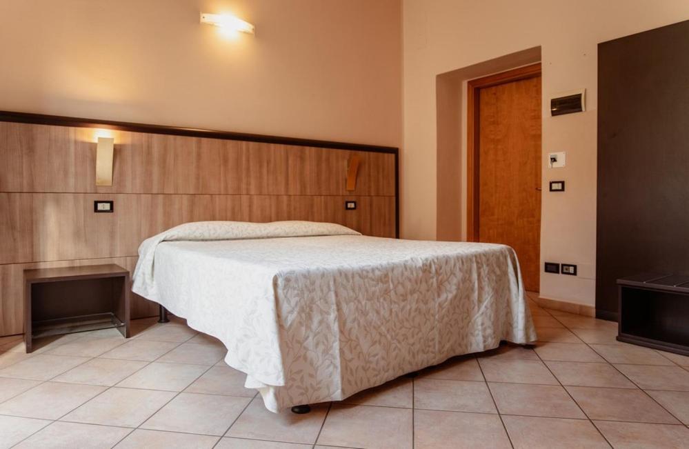 Hotel Rossi Manciano Ngoại thất bức ảnh