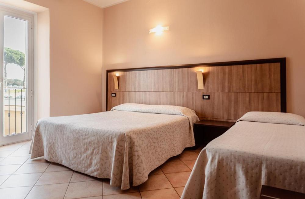Hotel Rossi Manciano Ngoại thất bức ảnh