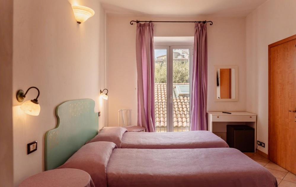 Hotel Rossi Manciano Ngoại thất bức ảnh